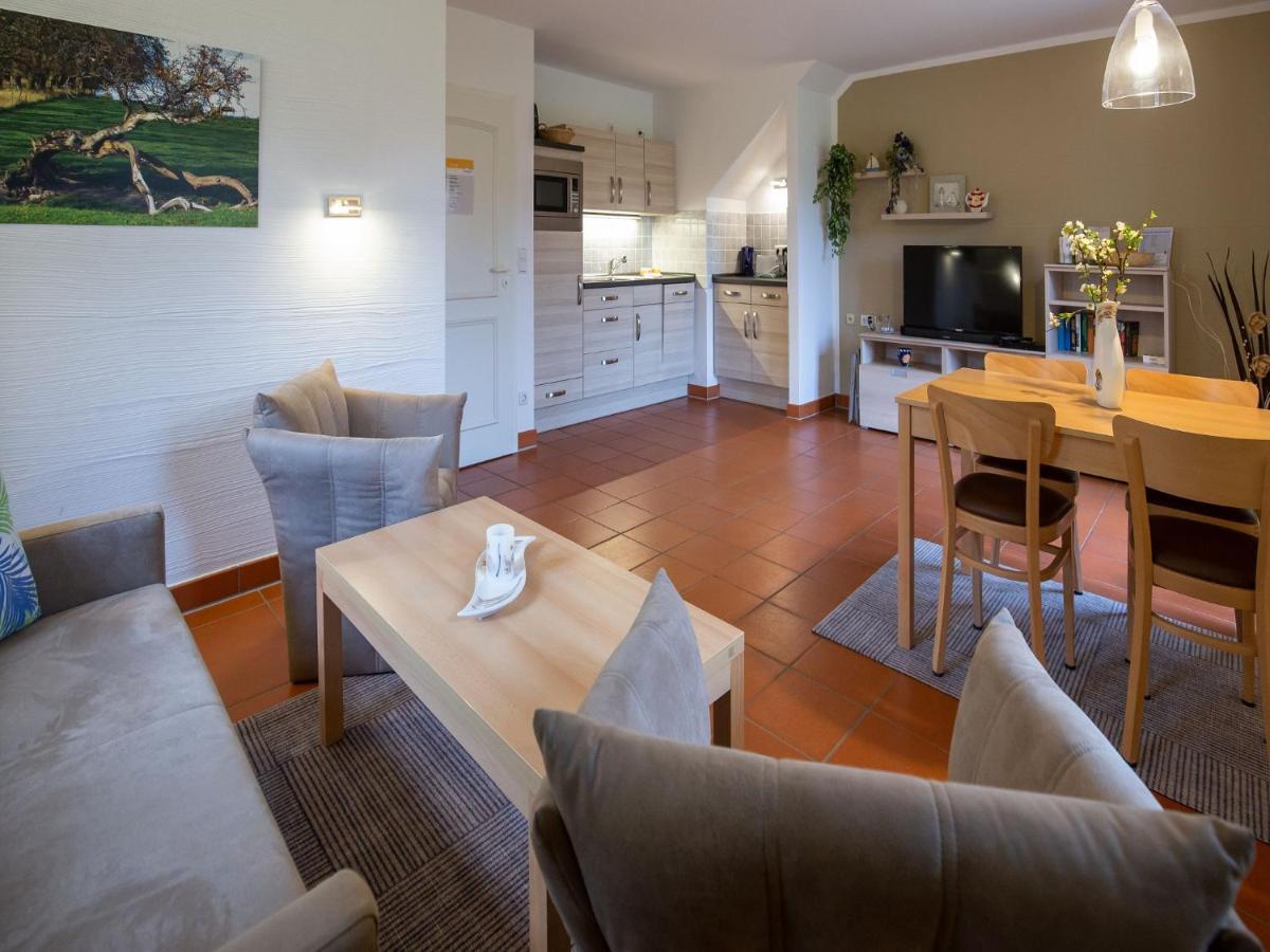 Feriendorf Rugana - Komfort Appartement Mit 1 Schlafzimmer Und Terrasse B52 Dranske Esterno foto